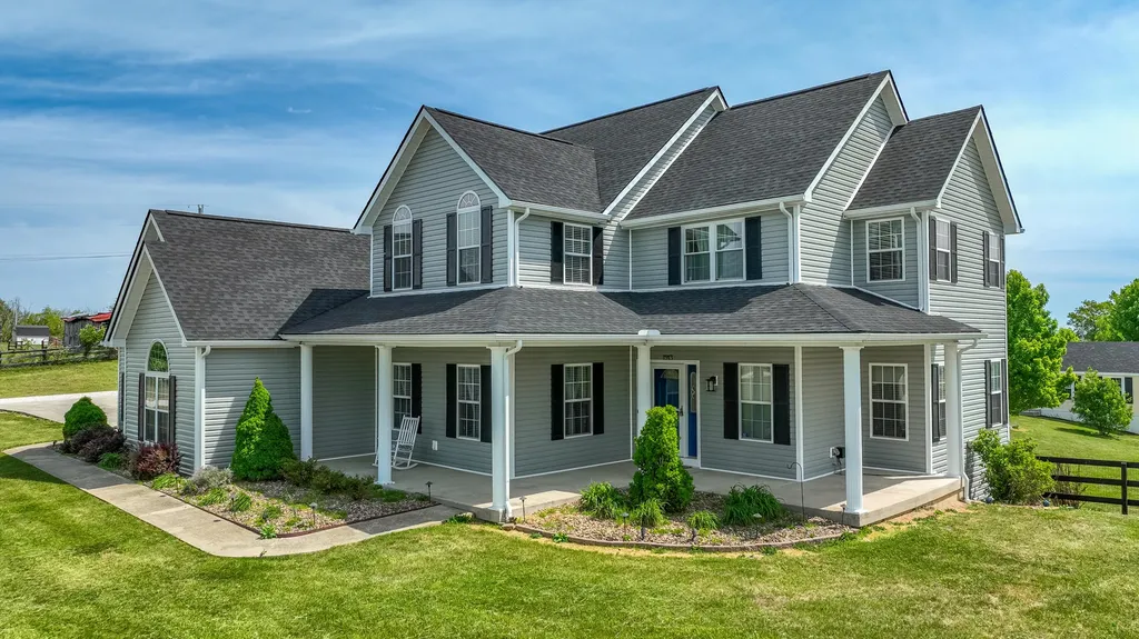 1913 Speedwell Road Richmond KY 40475