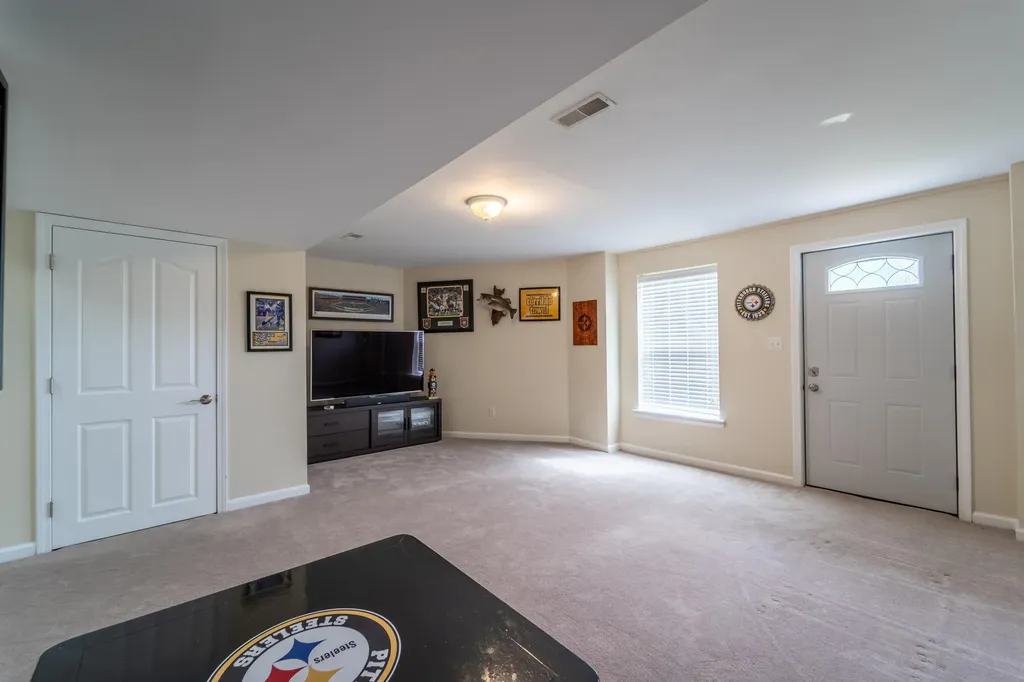 1913 Speedwell Road Richmond KY 40475