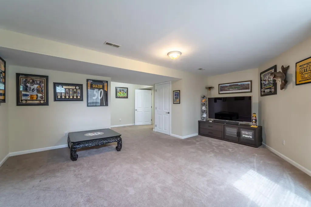 1913 Speedwell Road Richmond KY 40475