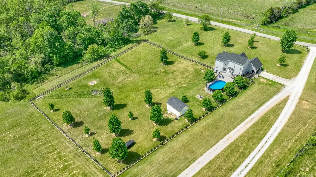 1913 Speedwell Road Richmond KY 40475