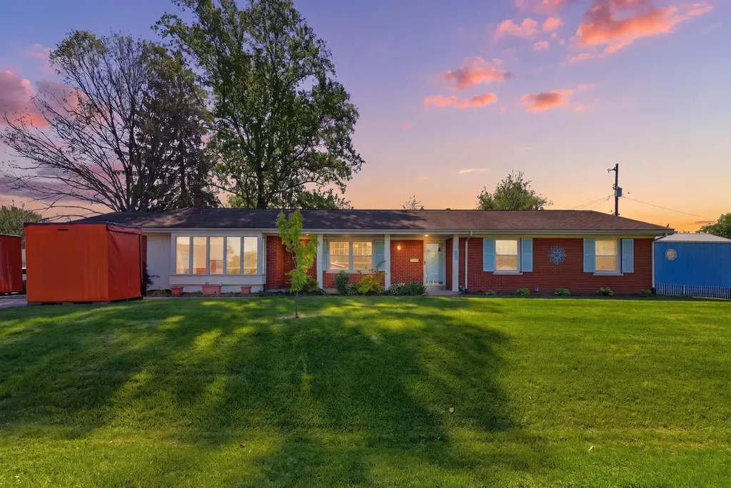 1214 Seneca Trail Frankfort KY 40601