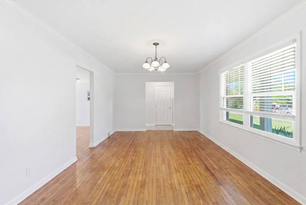 1214 Seneca Trail Frankfort KY 40601
