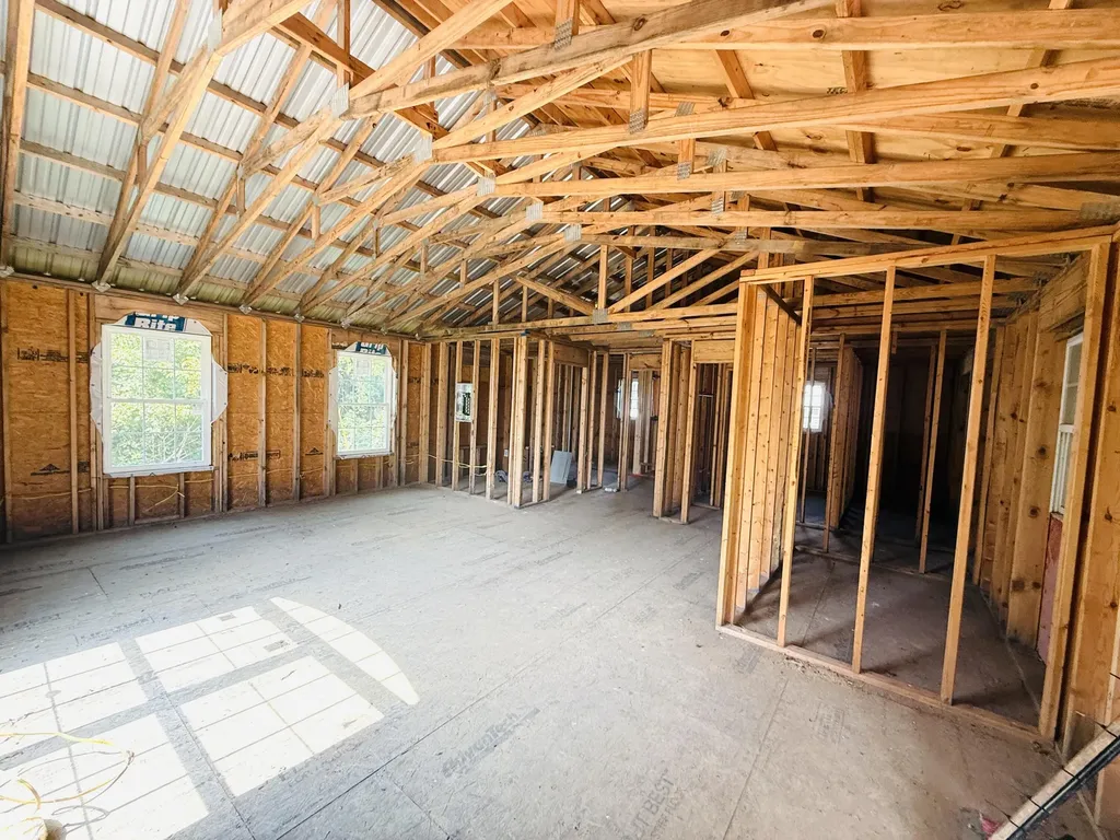 1232 Pleasant Grove Ridge Road Lawrenceburg KY 40342