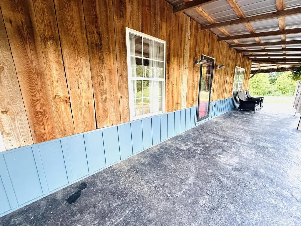 1232 Pleasant Grove Ridge Road Lawrenceburg KY 40342