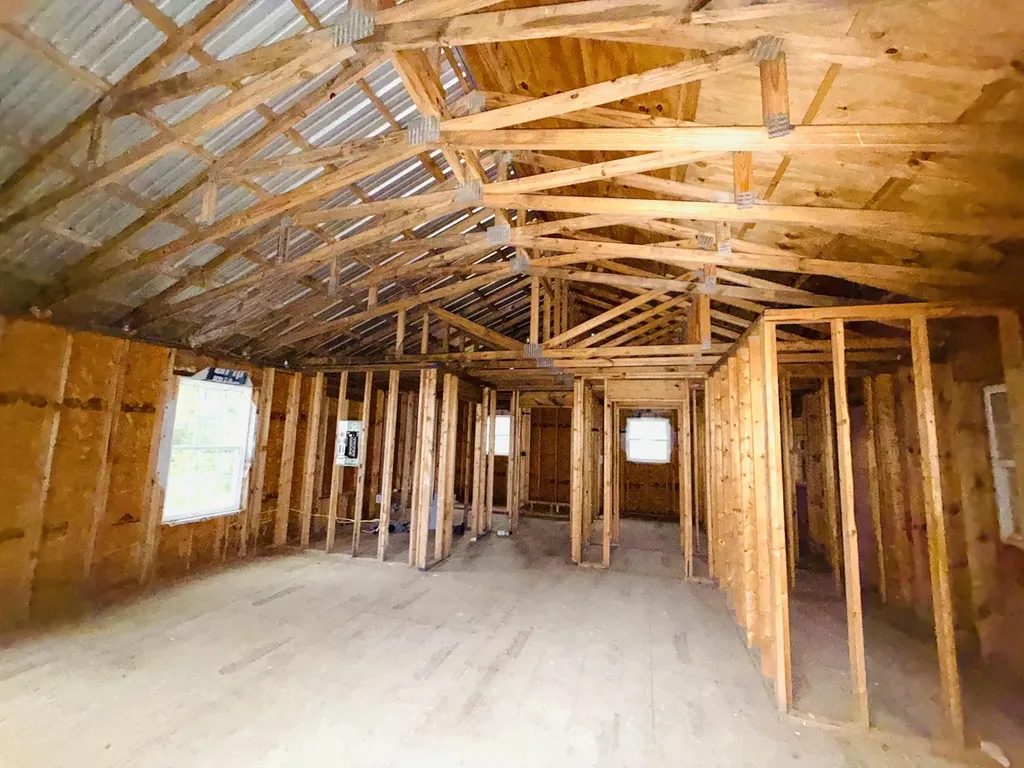 1232 Pleasant Grove Ridge Road Lawrenceburg KY 40342