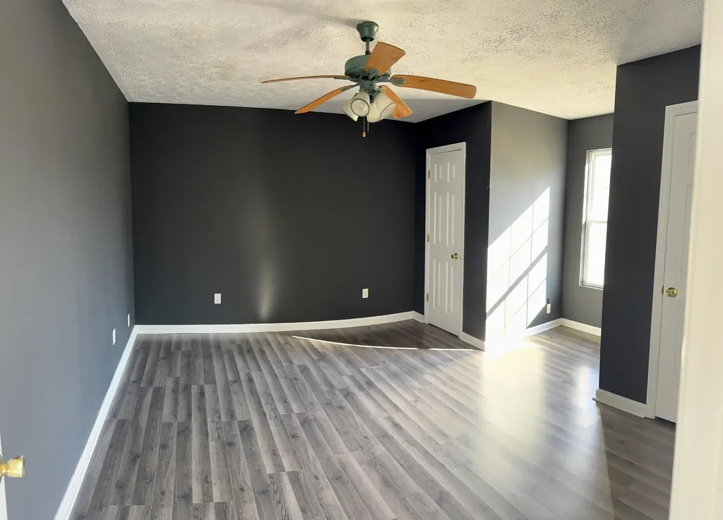 1097 Baker Lane Nicholasville KY 40356