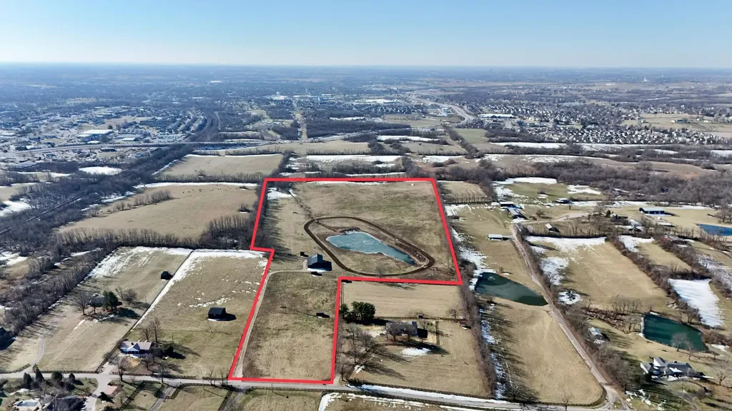 1097 Baker Lane Nicholasville KY 40356