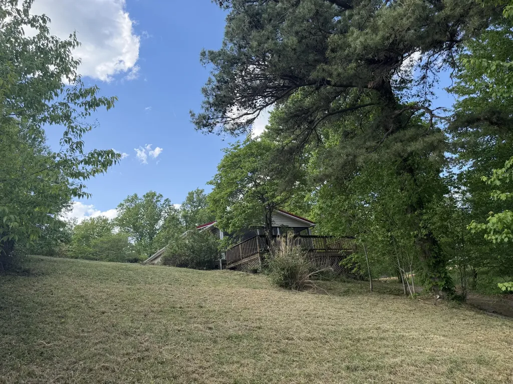 7478 Ky-80 Manchester KY 40962