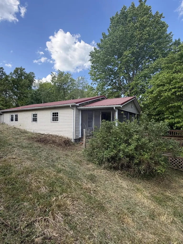 7478 Ky-80 Manchester KY 40962