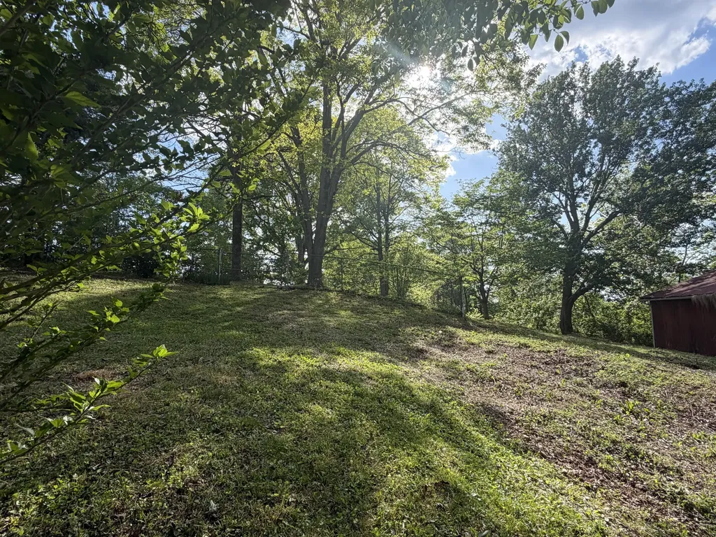 7478 Ky-80 Manchester KY 40962