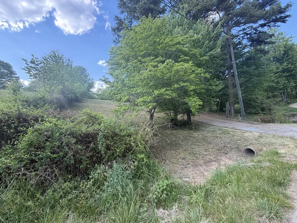 7478 Ky-80 Manchester KY 40962
