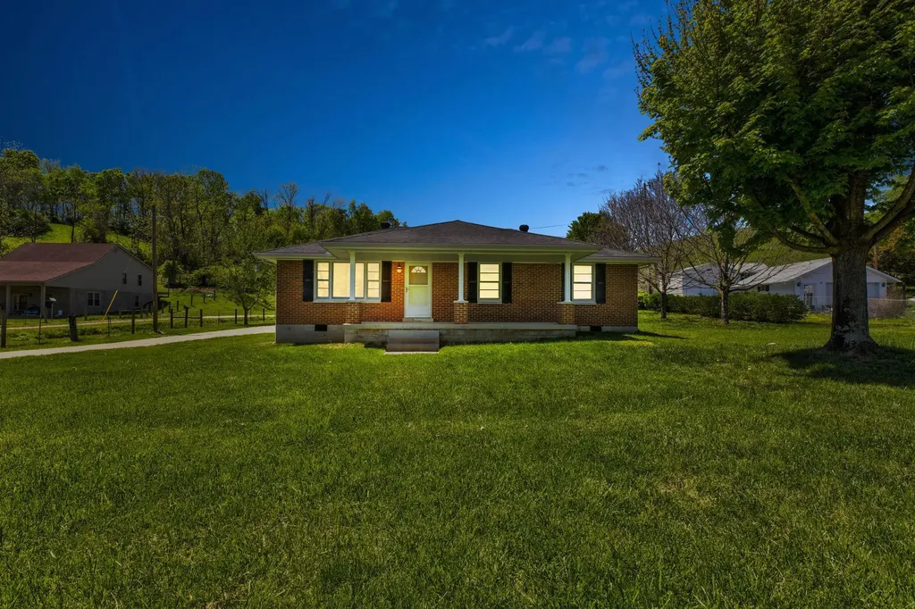 4654 Levee Road Mt Sterling KY 40353