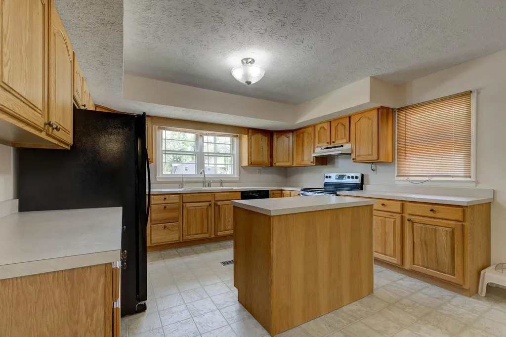 4654 Levee Road Mt Sterling KY 40353