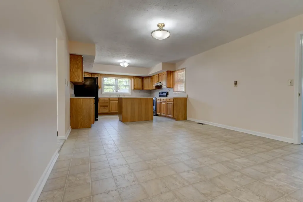4654 Levee Road Mt Sterling KY 40353