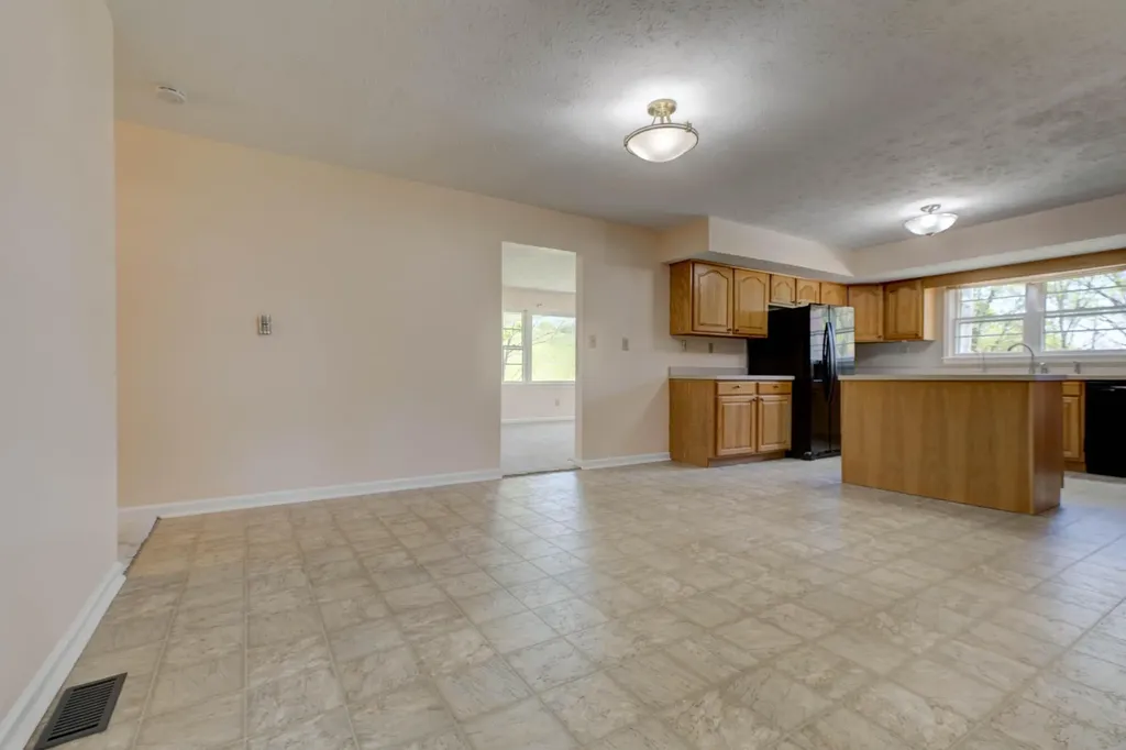 4654 Levee Road Mt Sterling KY 40353