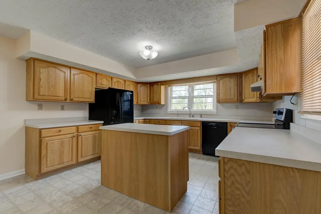 4654 Levee Road Mt Sterling KY 40353