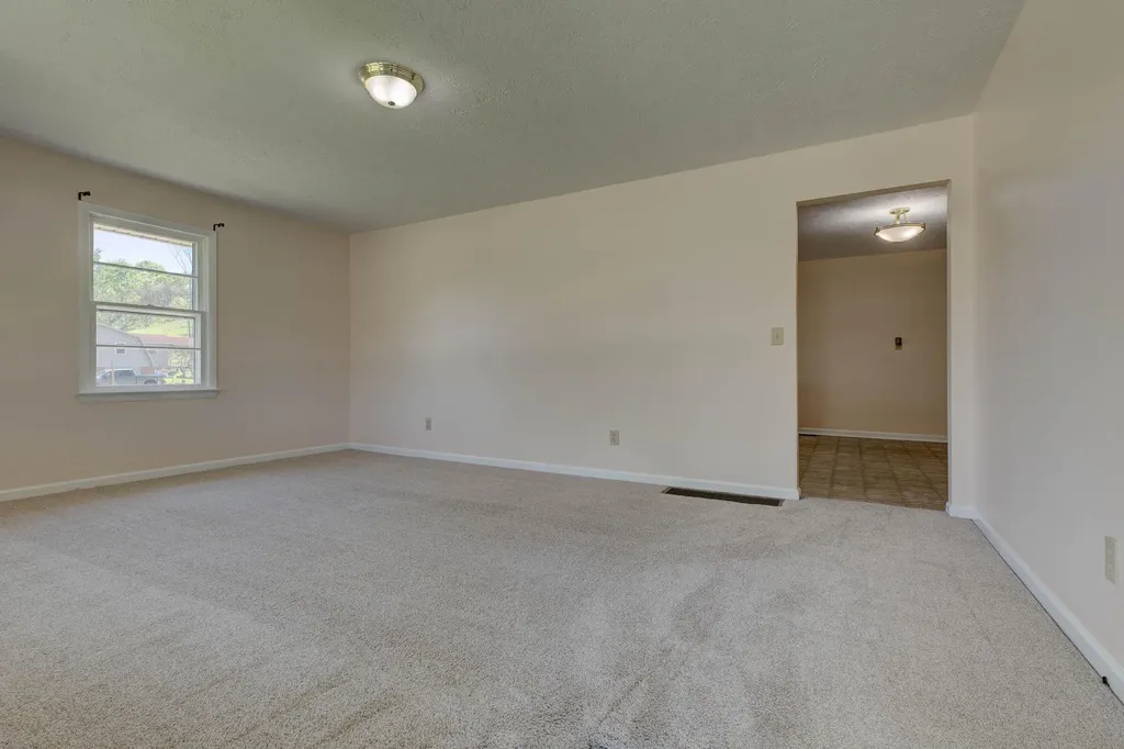 4654 Levee Road Mt Sterling KY 40353