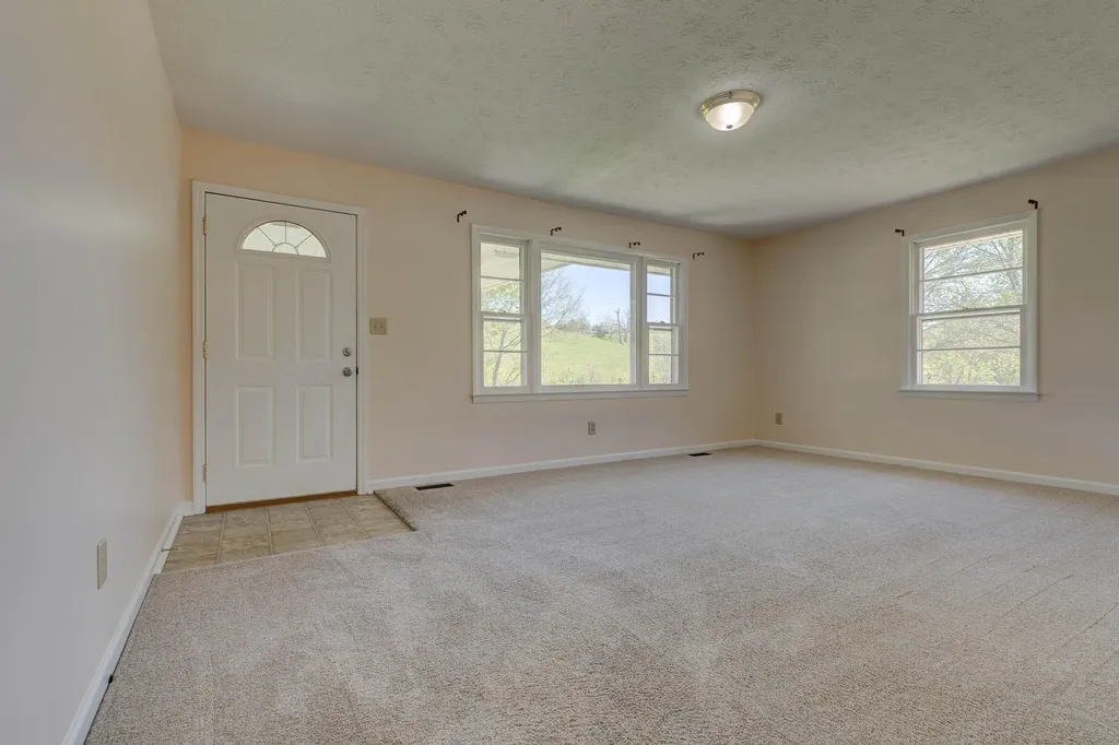 4654 Levee Road Mt Sterling KY 40353