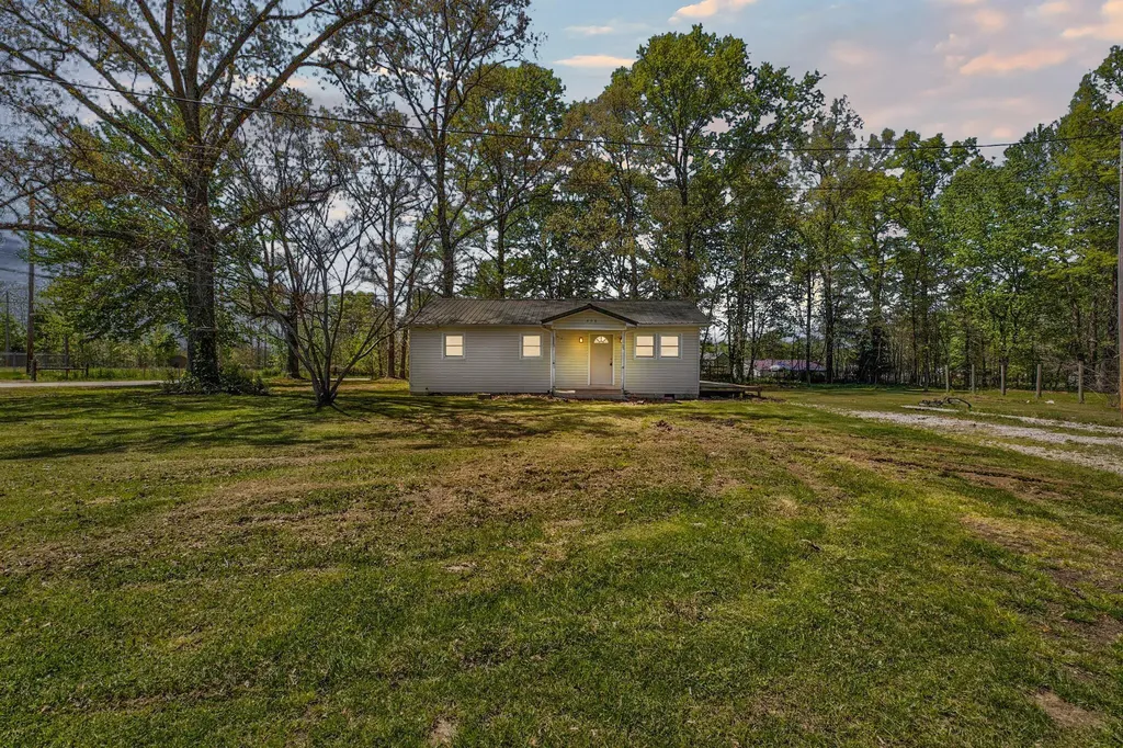 2408 State Highway 1050 Jeffersonville KY 40337