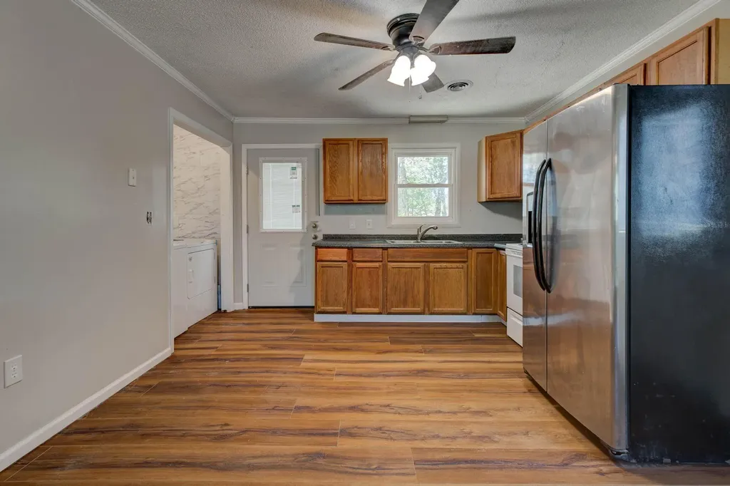 2408 State Highway 1050 Jeffersonville KY 40337
