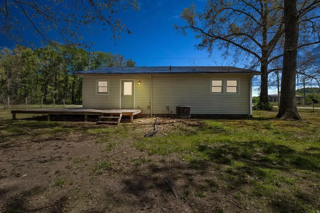 2408 State Highway 1050 Jeffersonville KY 40337