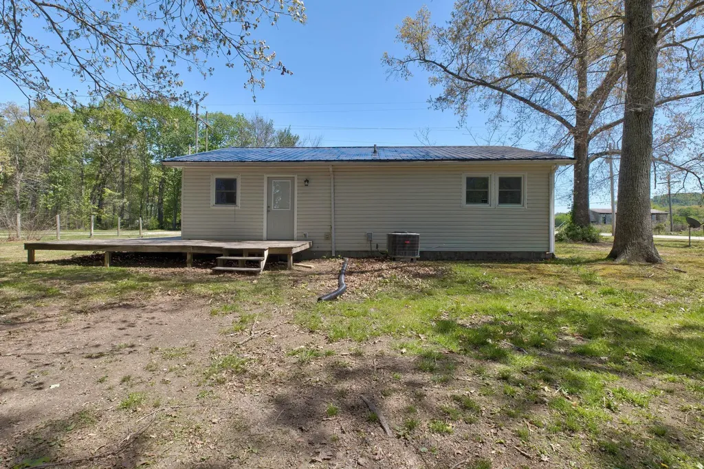 2408 State Highway 1050 Jeffersonville KY 40337