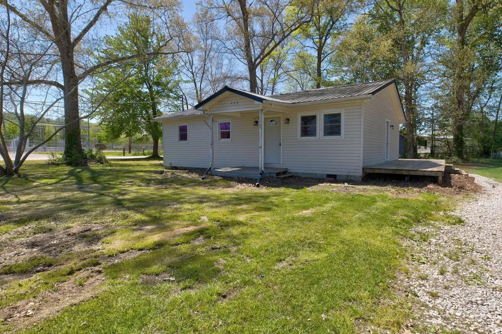 2408 State Highway 1050 Jeffersonville KY 40337