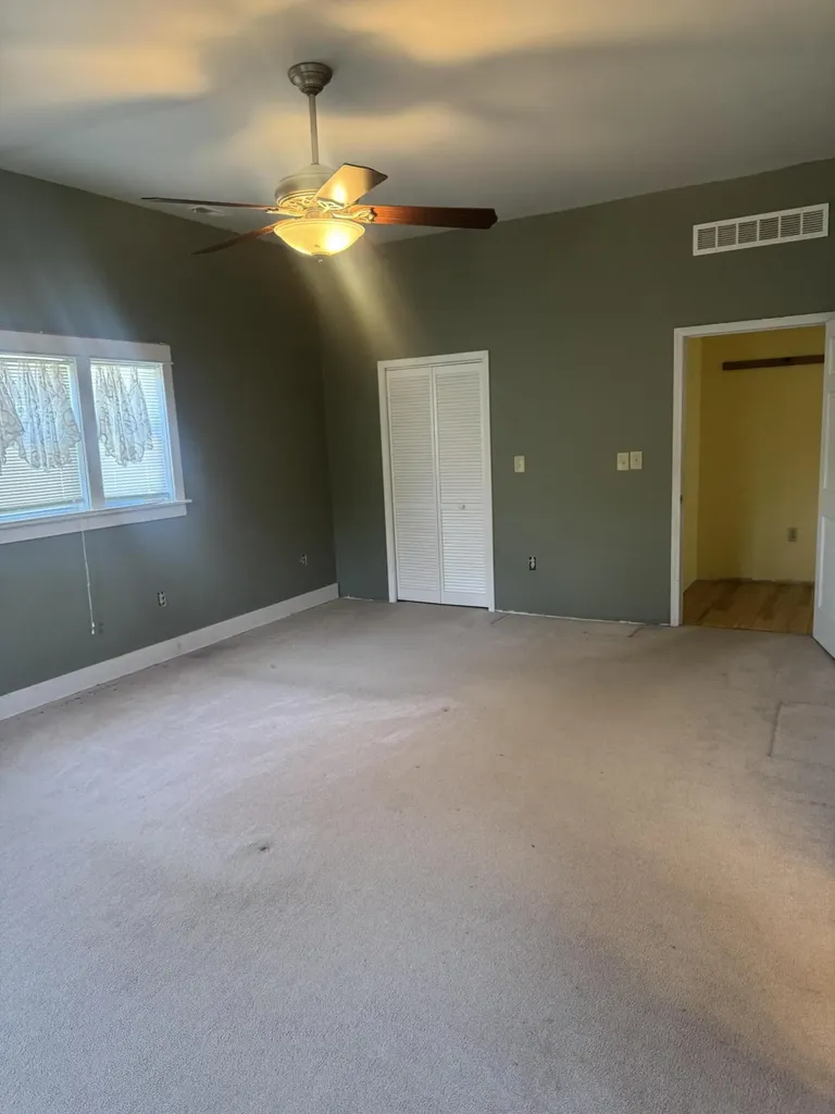 966 Highland ' Avenue Jackson KY 41339