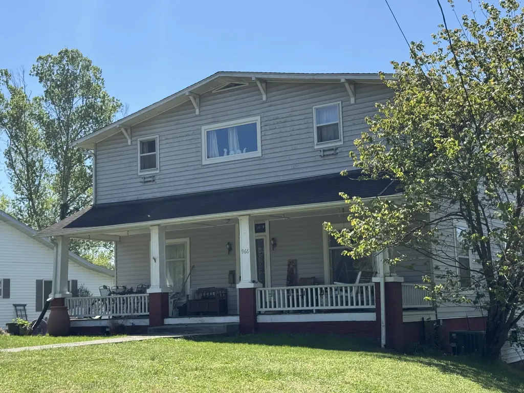 966 Highland ' Avenue Jackson KY 41339