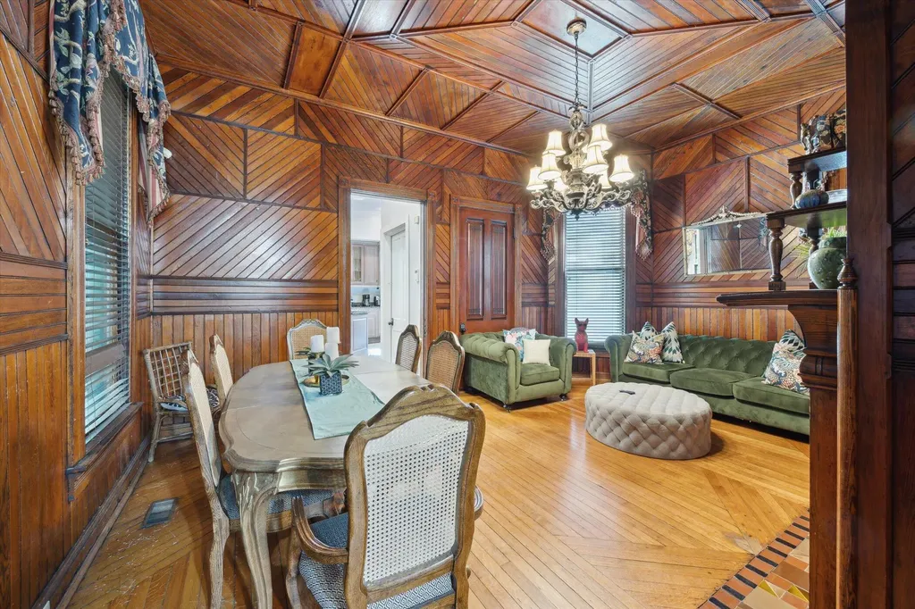 344 Madison Place Lexington KY 40508