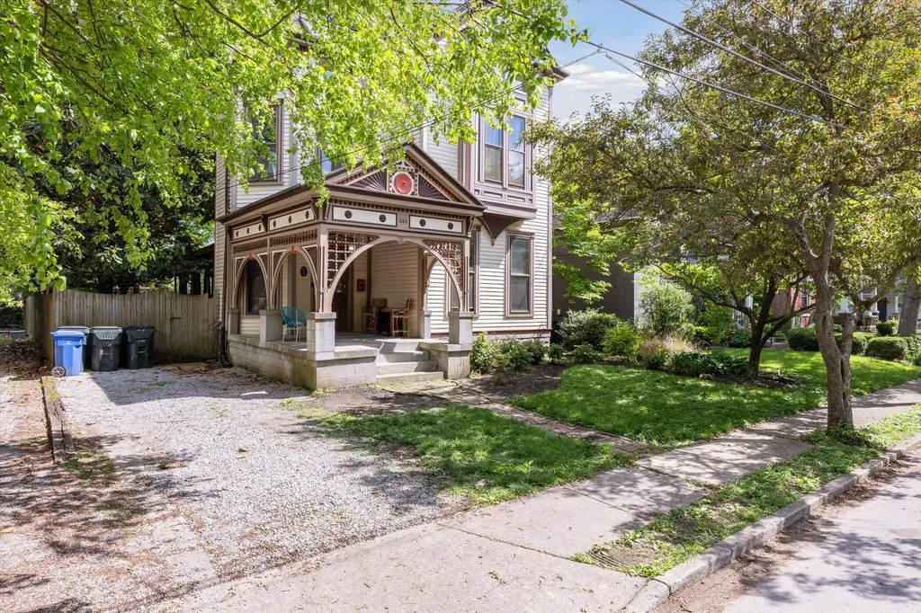 344 Madison Place Lexington KY 40508