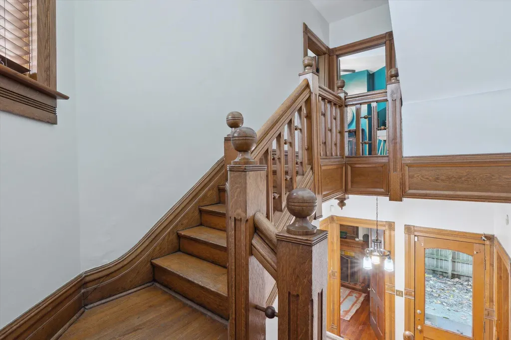 344 Madison Place Lexington KY 40508