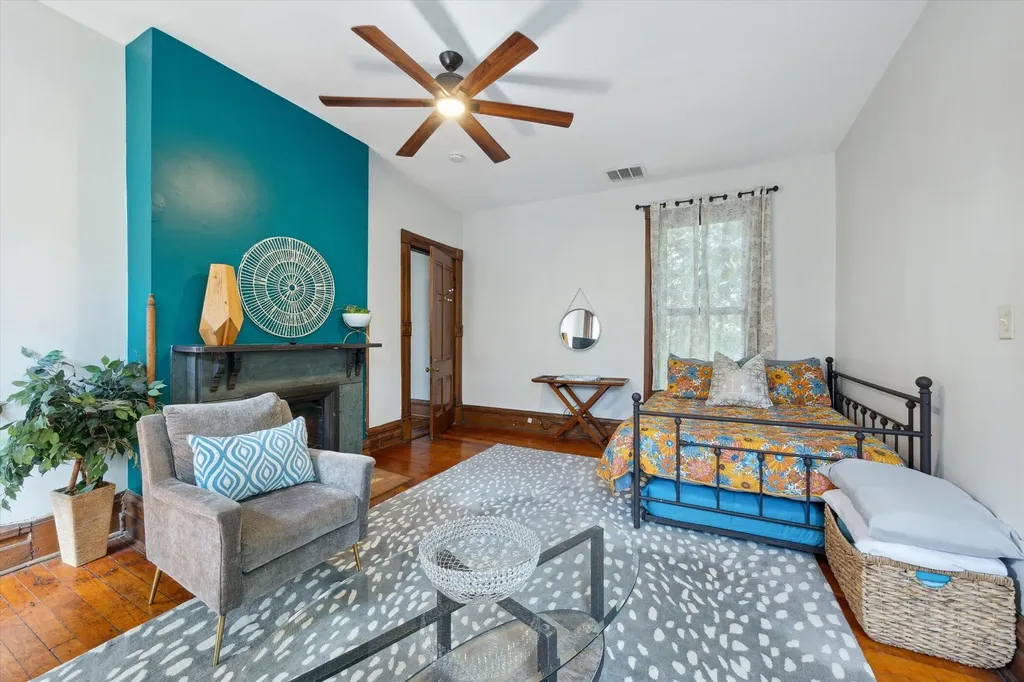 344 Madison Place Lexington KY 40508