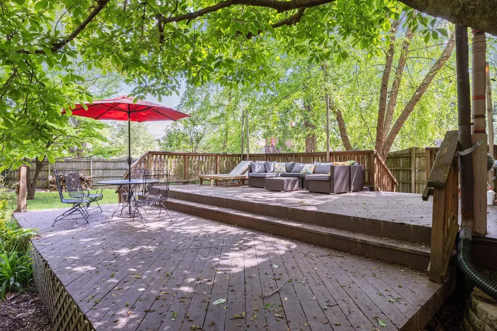 344 Madison Place Lexington KY 40508