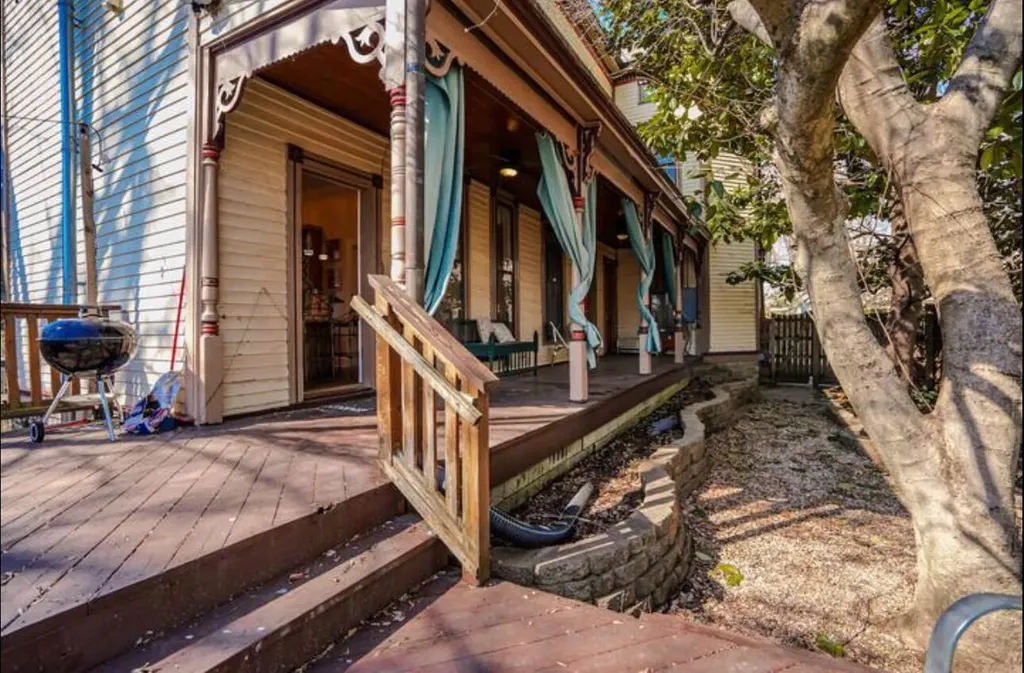 344 Madison Place Lexington KY 40508