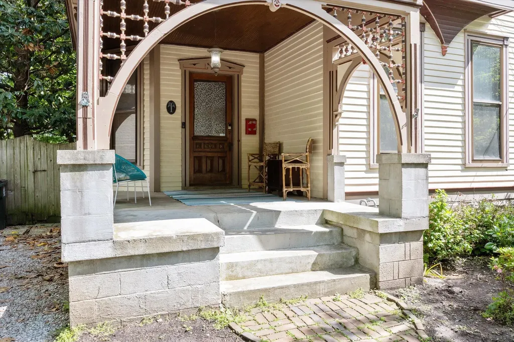 344 Madison Place Lexington KY 40508