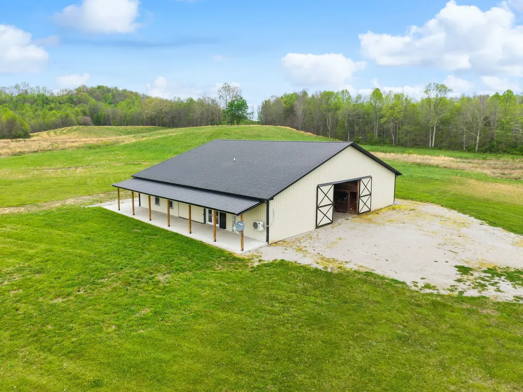1114 A Matt Baker Road London KY 40744