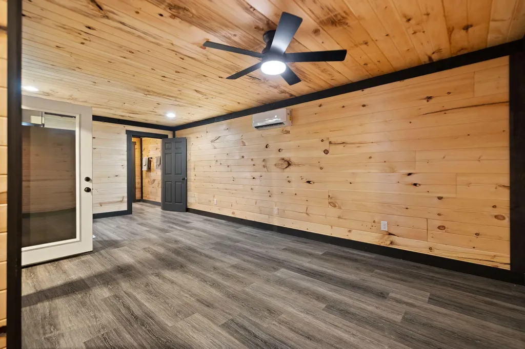 1114 A Matt Baker Road London KY 40744