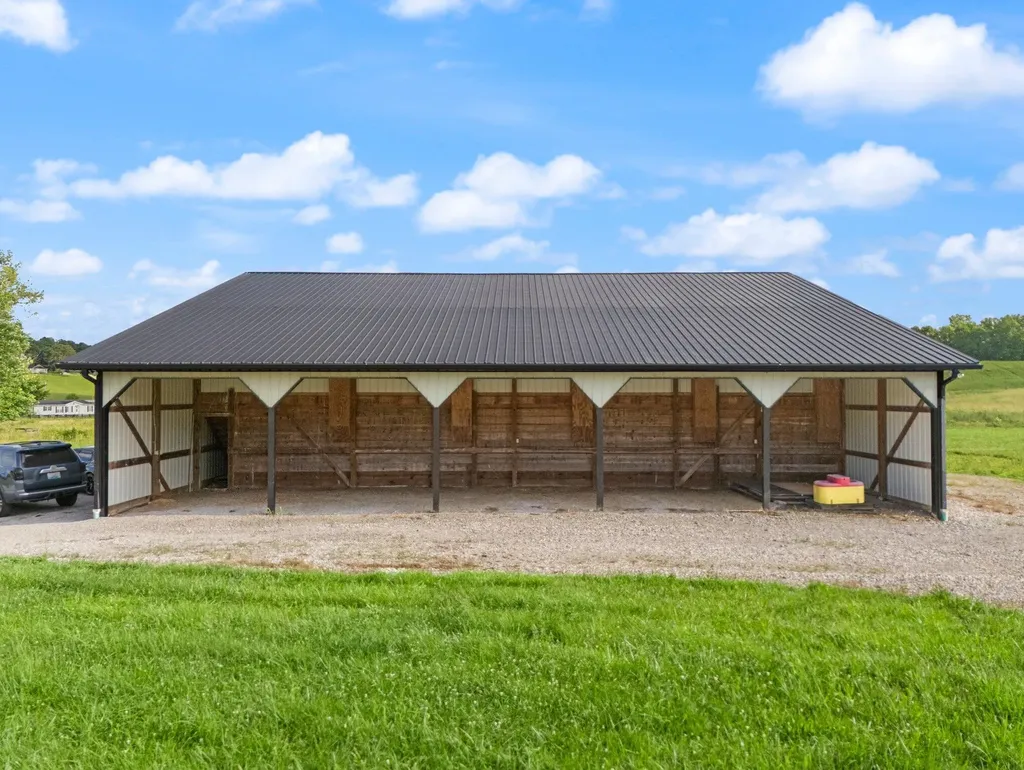 1114 A Matt Baker Road London KY 40744