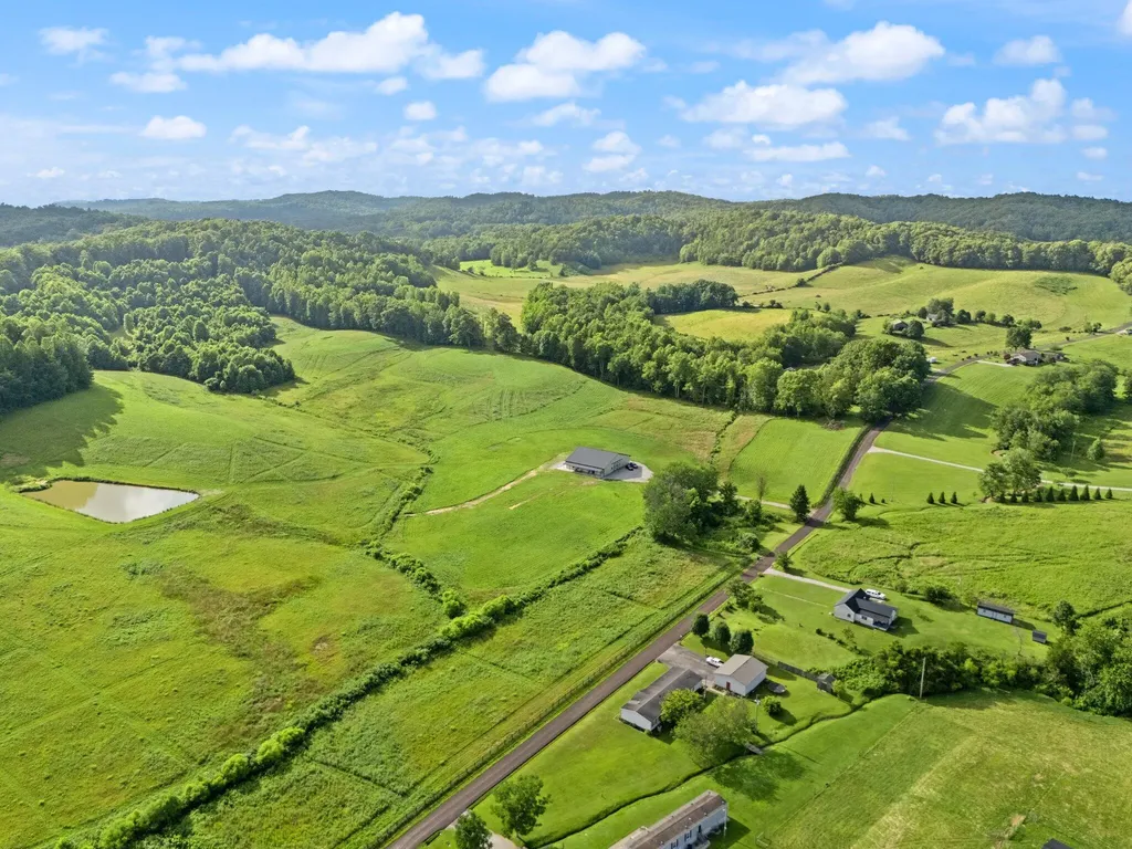1114 A Matt Baker Road London KY 40744