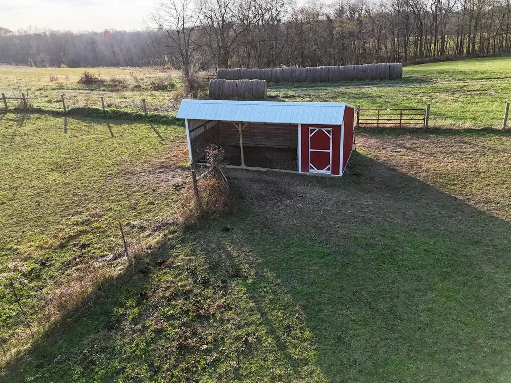 779 Kings Highway Waddy KY 40076