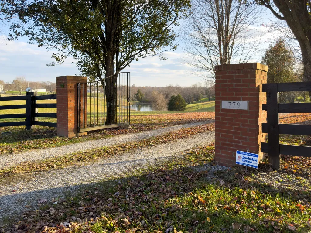 779 Kings Highway Waddy KY 40076