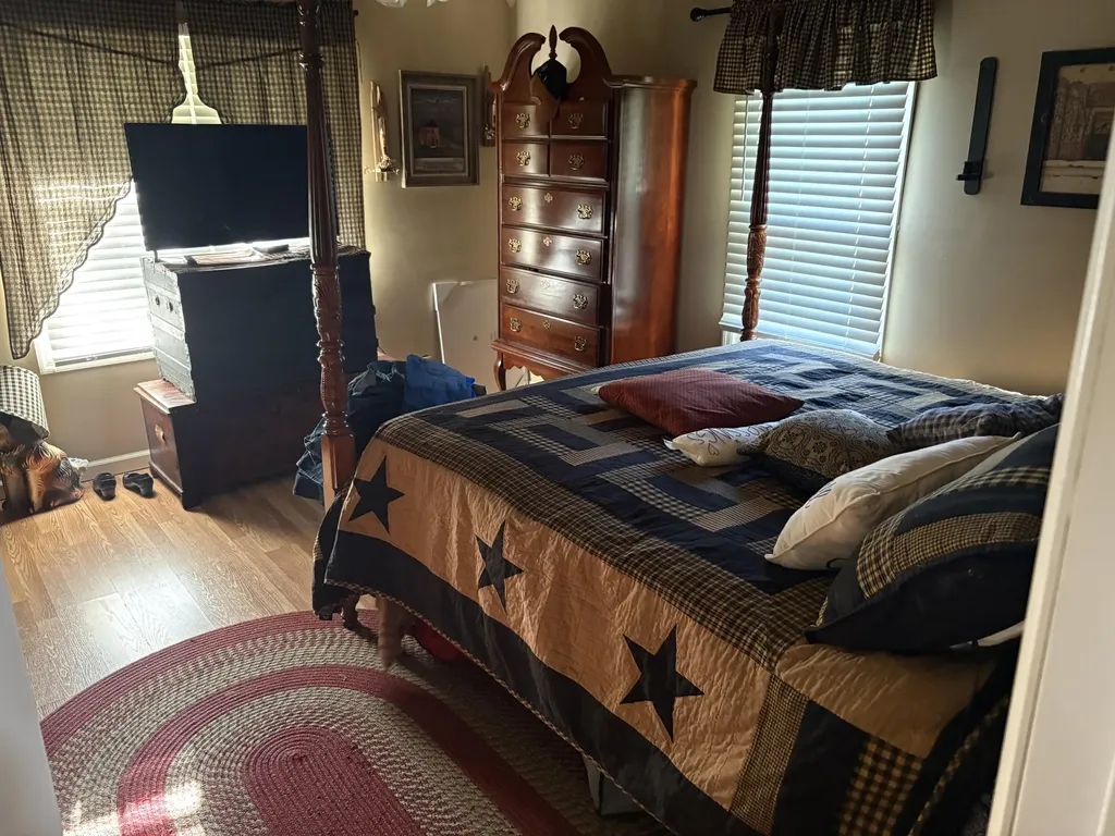 8515 State Highway 223 Flat Lick KY 40935