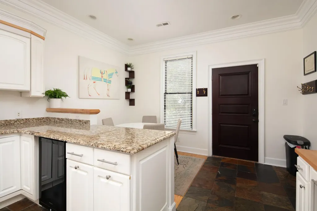 847 W High Street Lexington KY 40508