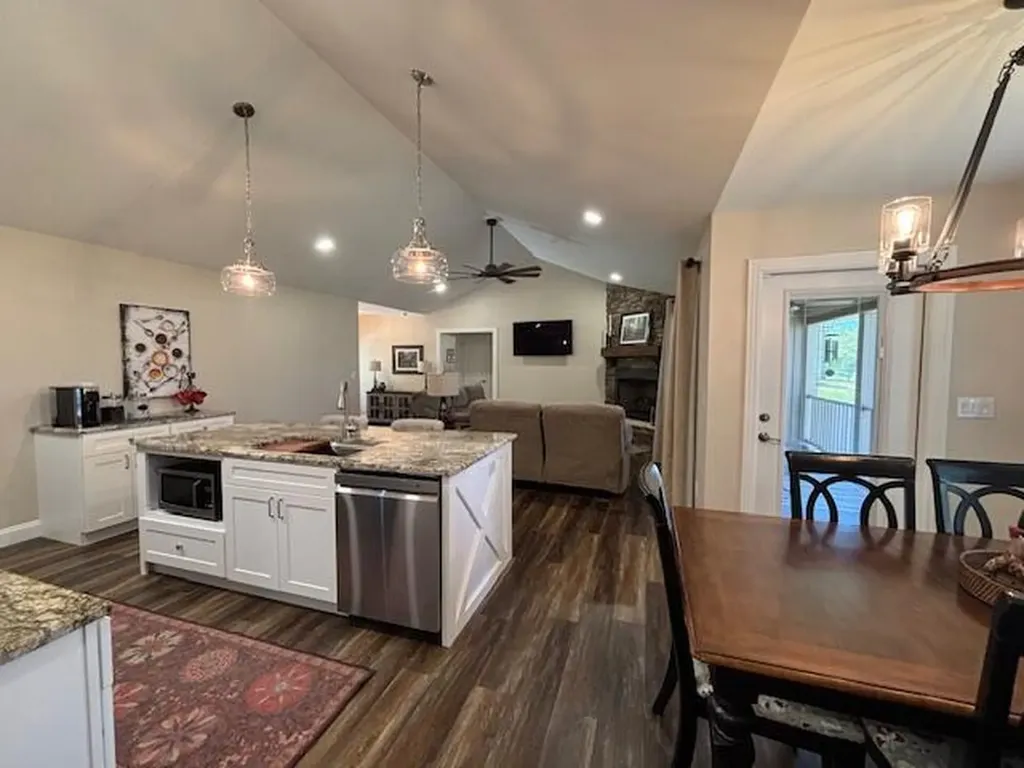 108 Twin Ponds Road Corbin KY 40701