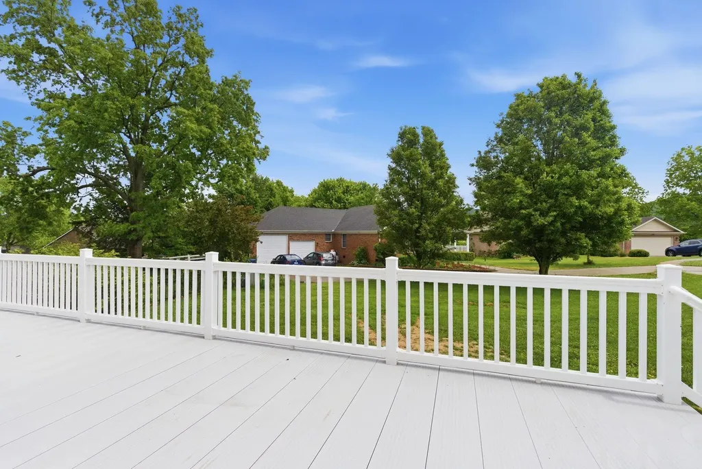 1041 Burnell Drive Berea KY 40403