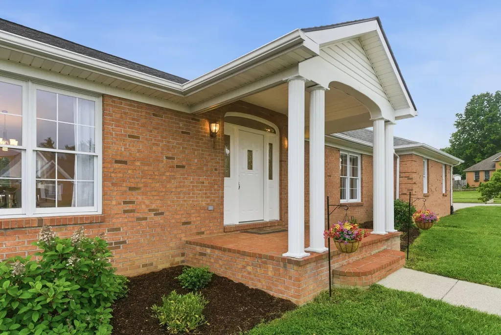 1041 Burnell Drive Berea KY 40403