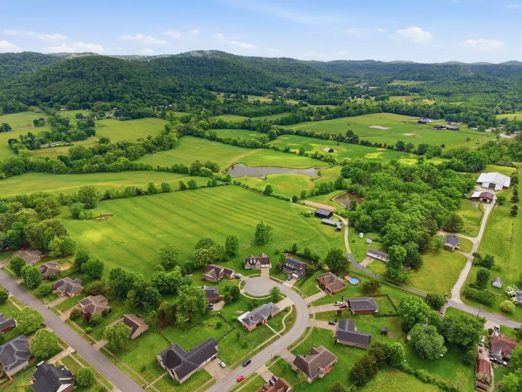 1041 Burnell Drive Berea KY 40403