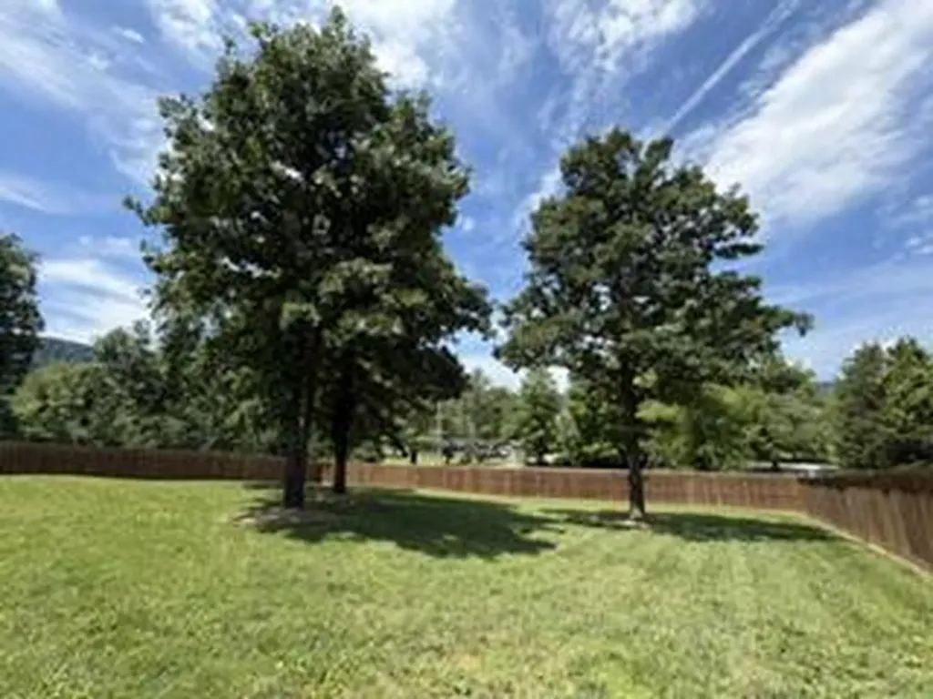 10481 Battlefield Memorial Highway Berea KY 40403