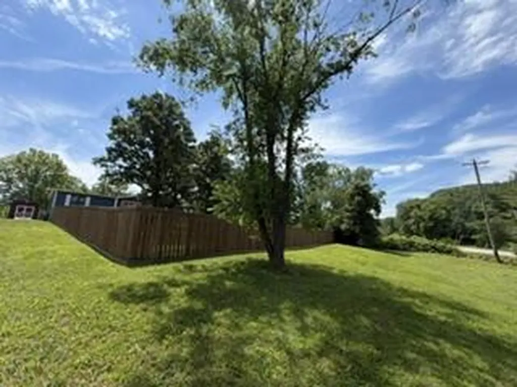 10481 Battlefield Memorial Highway Berea KY 40403